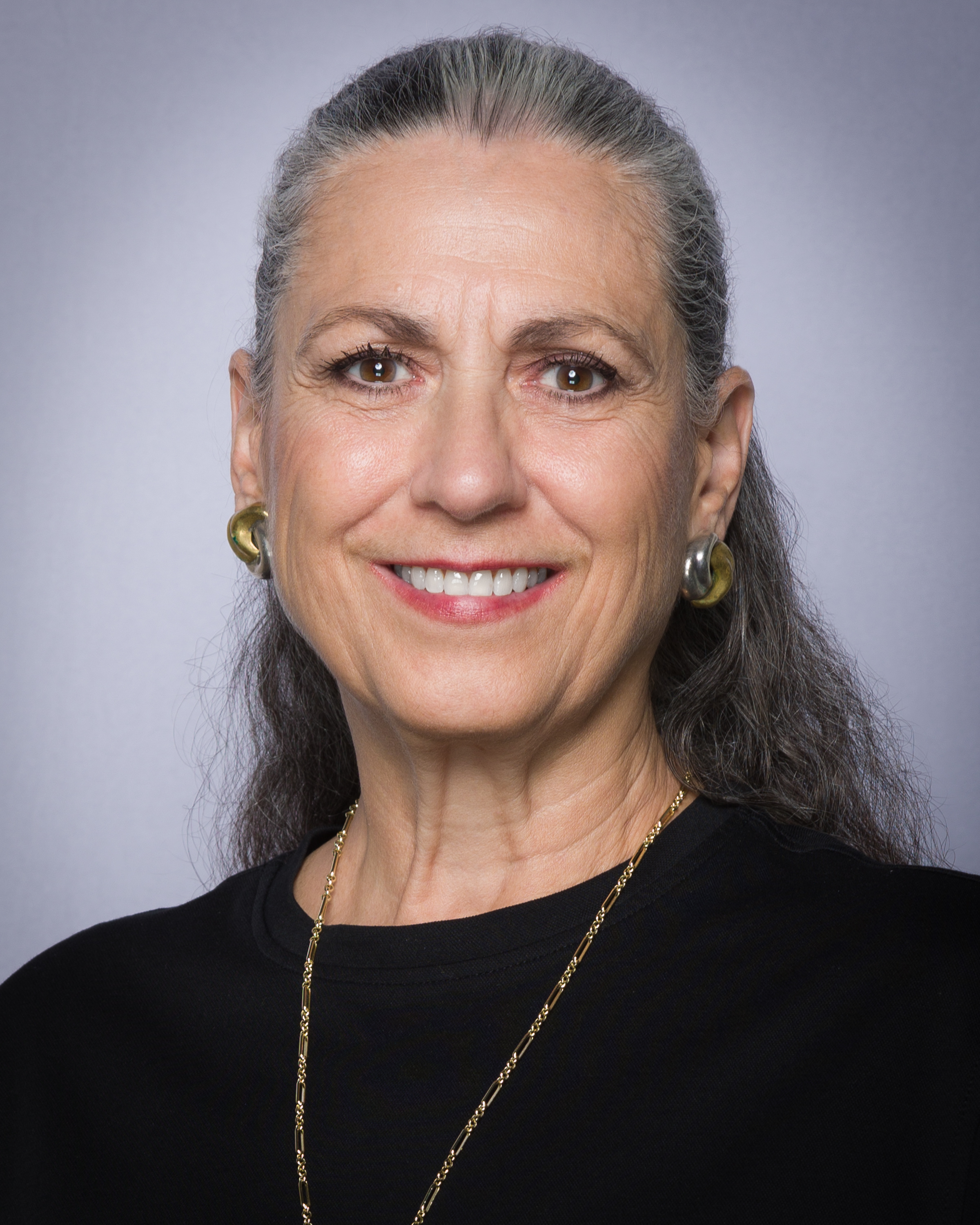 Maria Luisa "Lulu" Flores